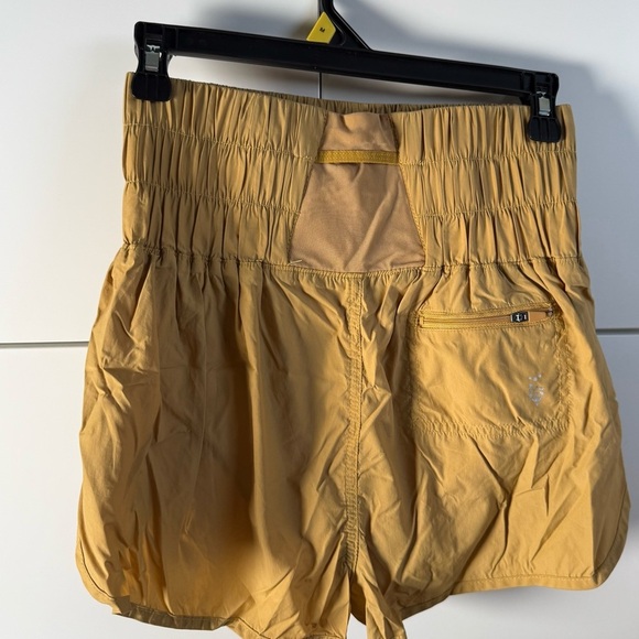 FP Movement by Free People Women's Honey Yellow Athletic Sport Shorts Size Small - Picture 9 of 10